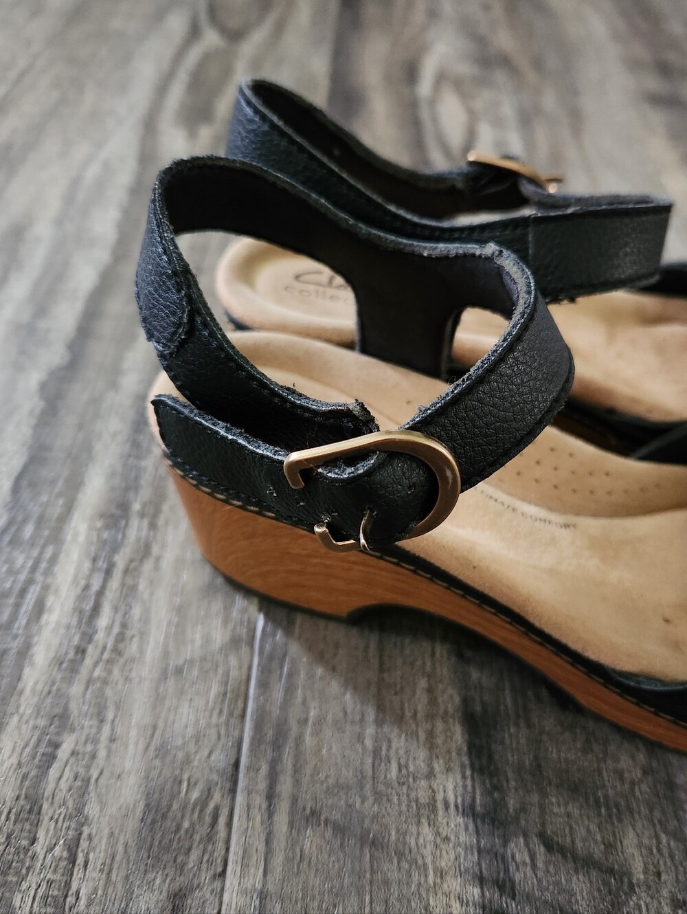 Clarks Paizlee Bay Black Leather Clog Wood-Effect Platform Ankle Strap Sandals - Picture 7 of 10